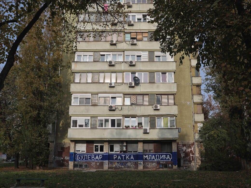 Uništen još jedan mural Ratku Mladiću