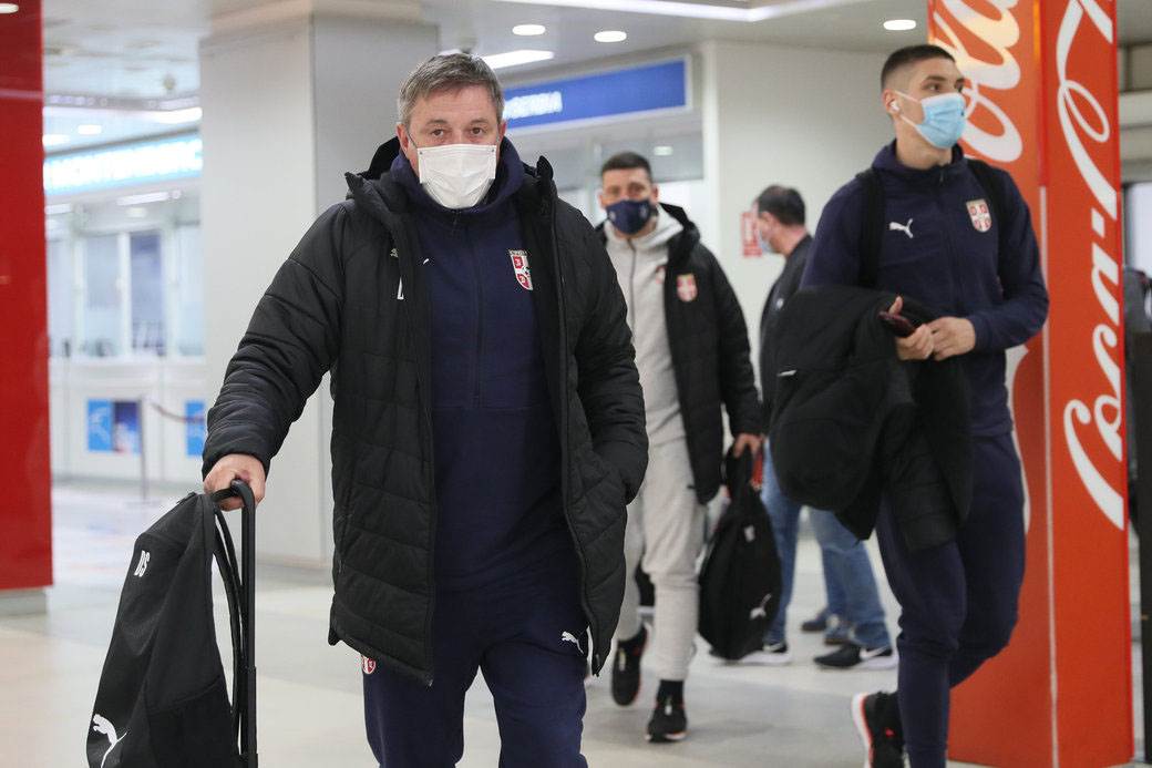 aerodrom reprezentacija Srbija fudbal 6.jpg