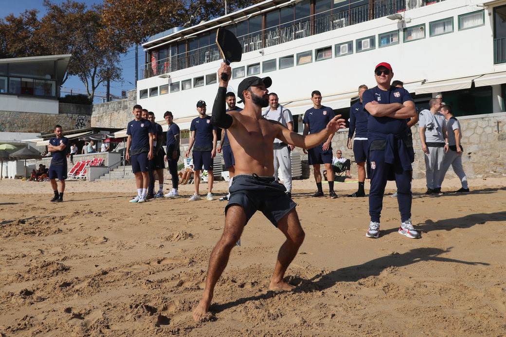 fudbalska reprezentacija Srbije u Lisabonu  9.jpg