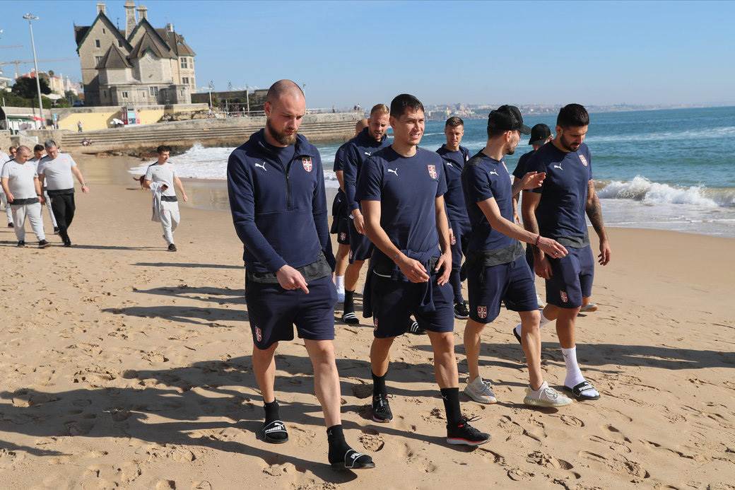 fudbalska reprezentacija Srbije u Lisabonu  13.jpg