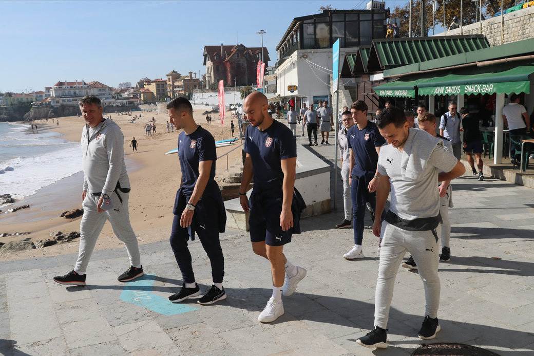fudbalska reprezentacija Srbije u Lisabonu  17.jpg