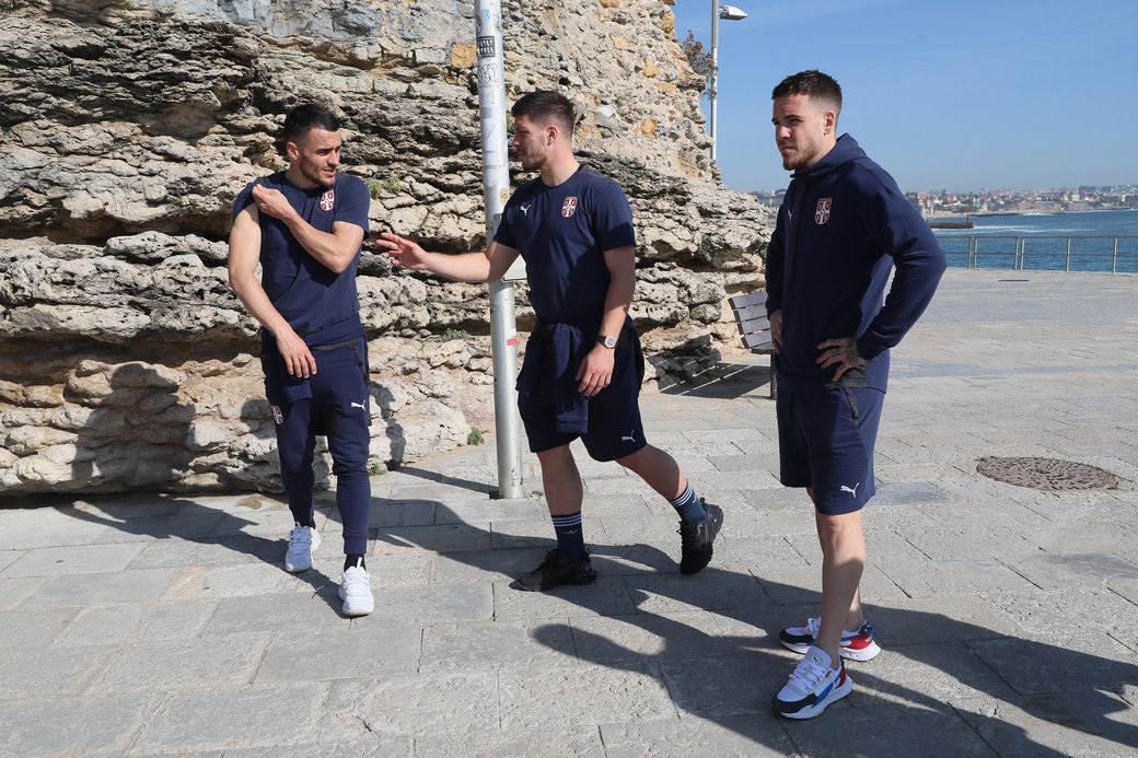 fudbalska reprezentacija Srbije u Lisabonu  21.jpg