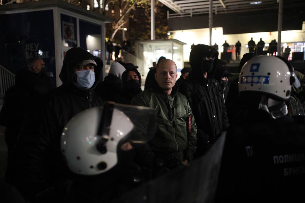 protest murali moraju da padnu 8.jpg