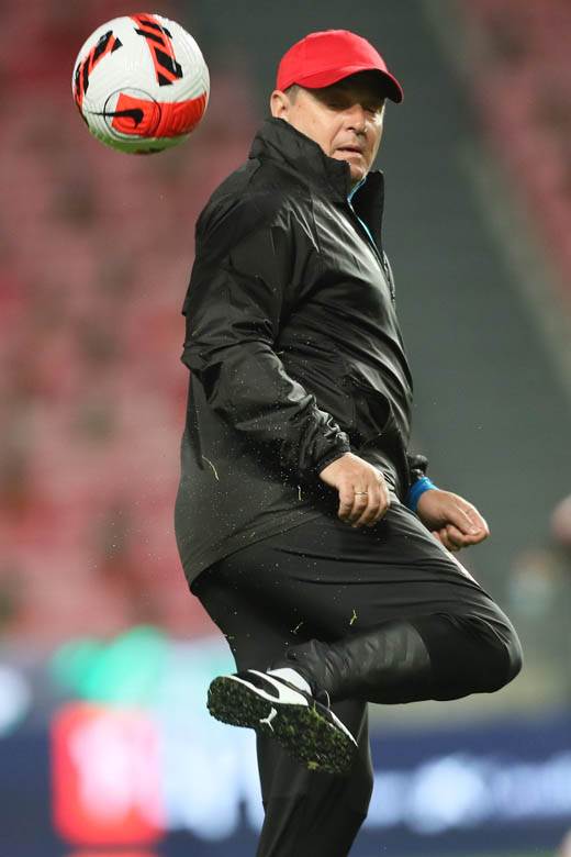 trening fudbalera reprezentacije Srbije Lisabon 2.jpg