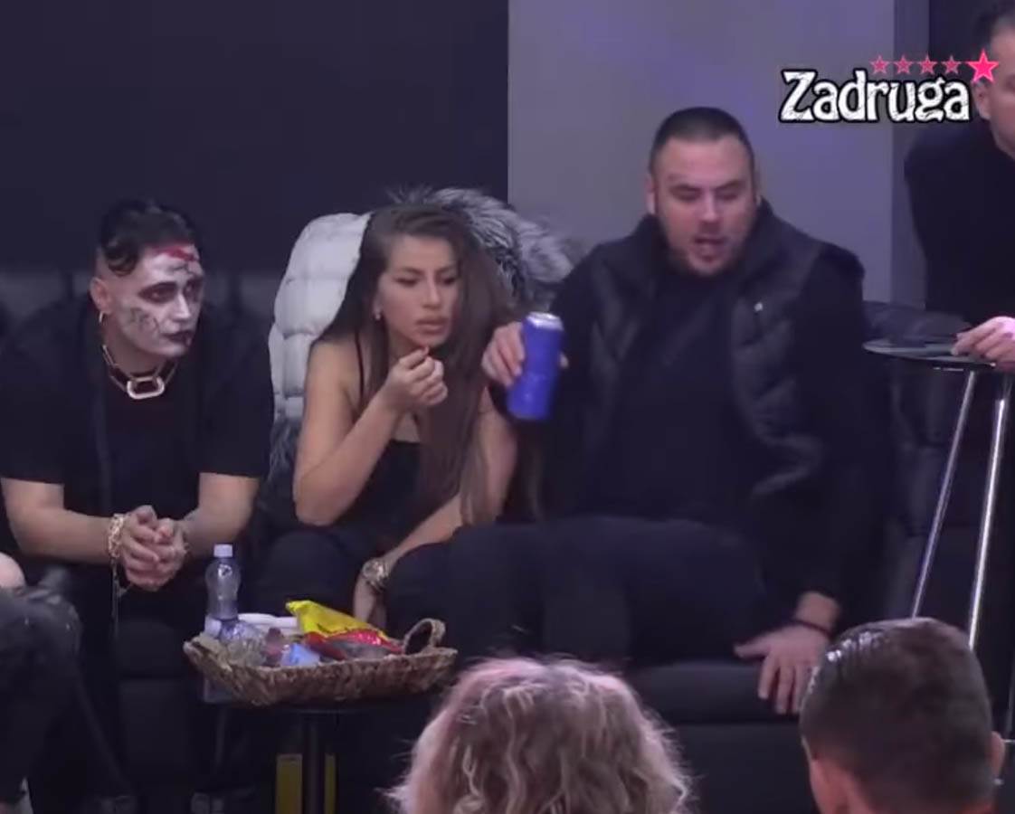 Makljaža u Zadruzi između Miljane i Tare