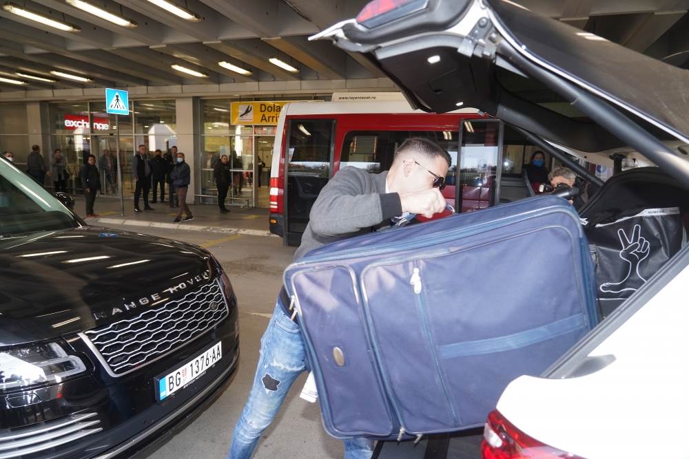 Ceca Porodica Aerodrom (5).jpg