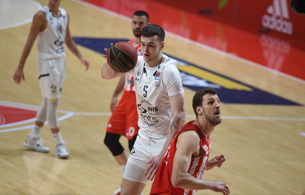 crvena zvezda partizan 4.jpg