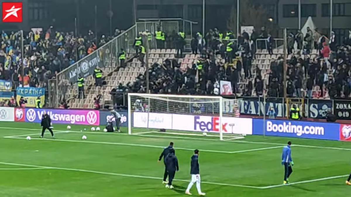 BH Fanaticosi, Uktajina, policija spriječila kontakt navijača  (13).jpg