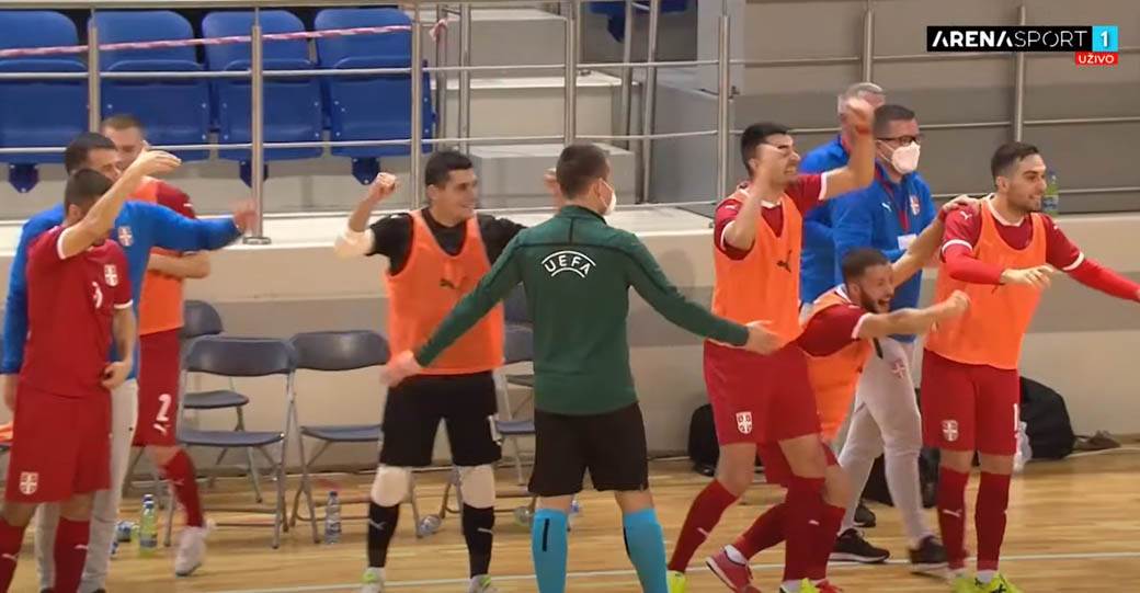 Golman reprezentacije Srbije dao gol preko celog terena