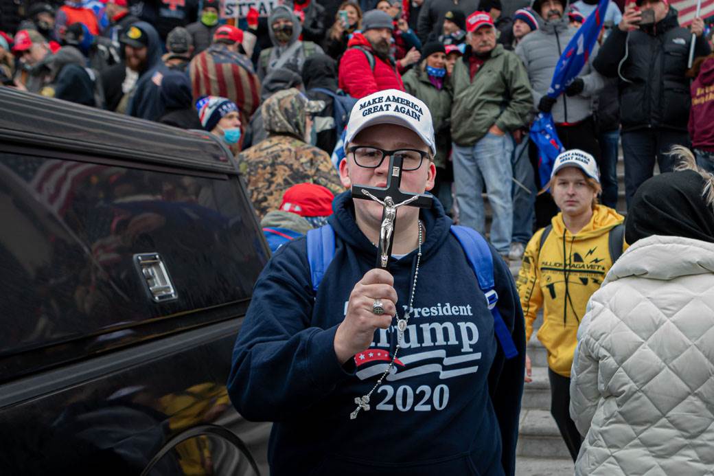 Protesti Amerika Kapitol (4).jpg