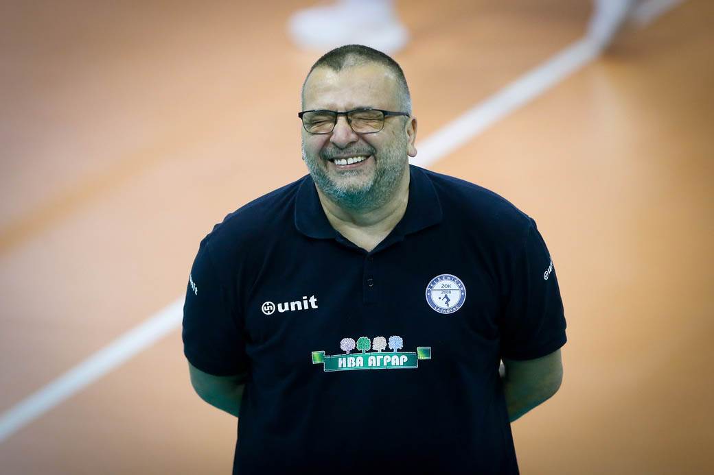 Železnicar Ezačibaši odbojka 18.jpg