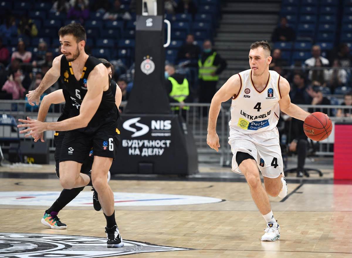 partizan, Lijetkabelis, košarka (2).jpg