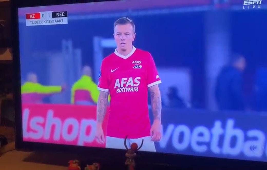 navijači na terenu 8.jpg