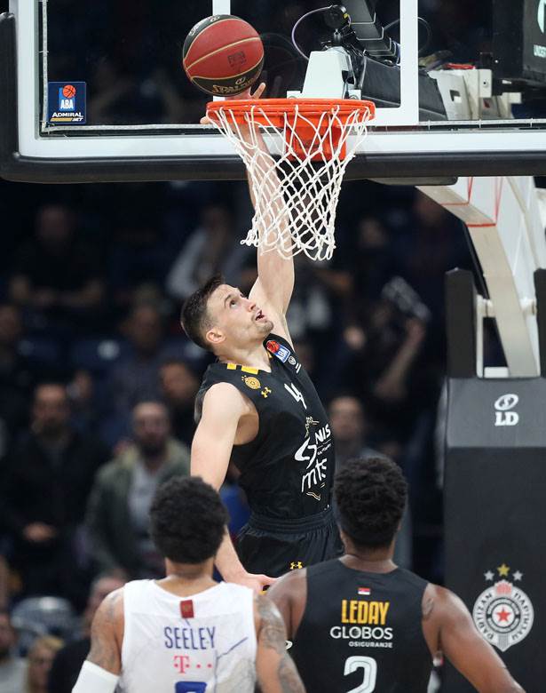 Partizan Budućnost 5.jpg