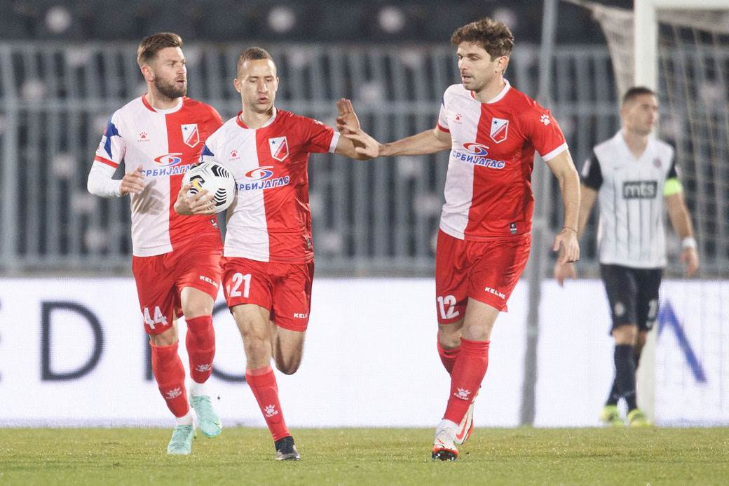 Partizan osvojio 1 bod više od Zvezde u 2021