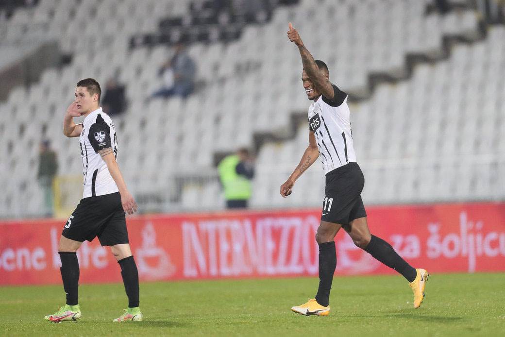 Partizan Vojvodina 1.jpg