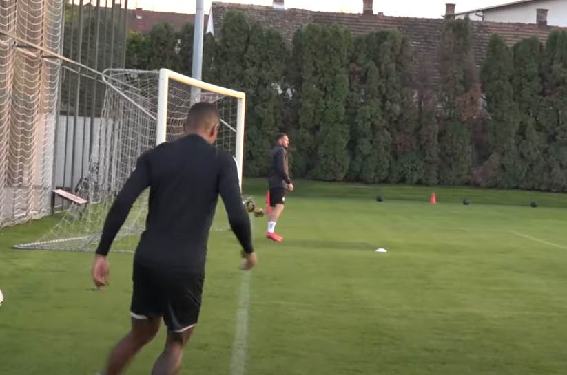 Rikardo Gomeš (8).png