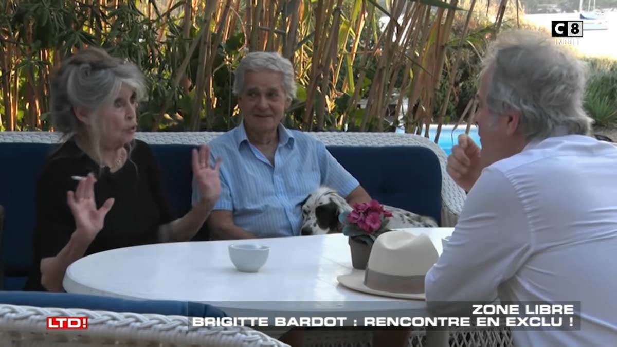 Brižit Bardo, sad (3).jpg