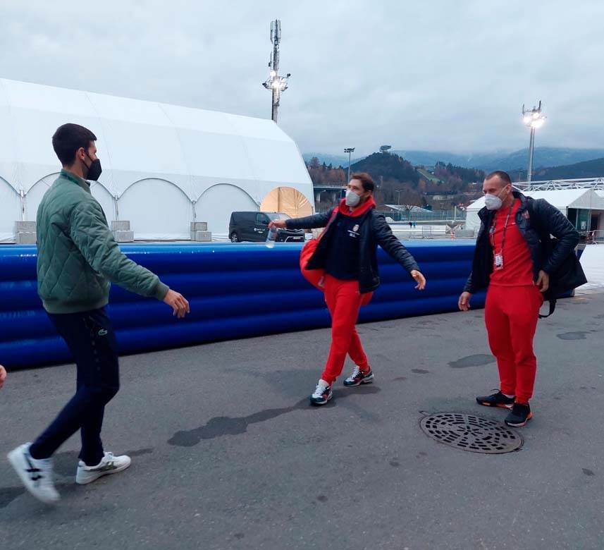 Novak Đoković u boj krenite junaci svi