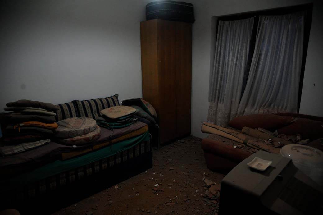 Geler pogodio kuću leštane eksplozija (11).jpg