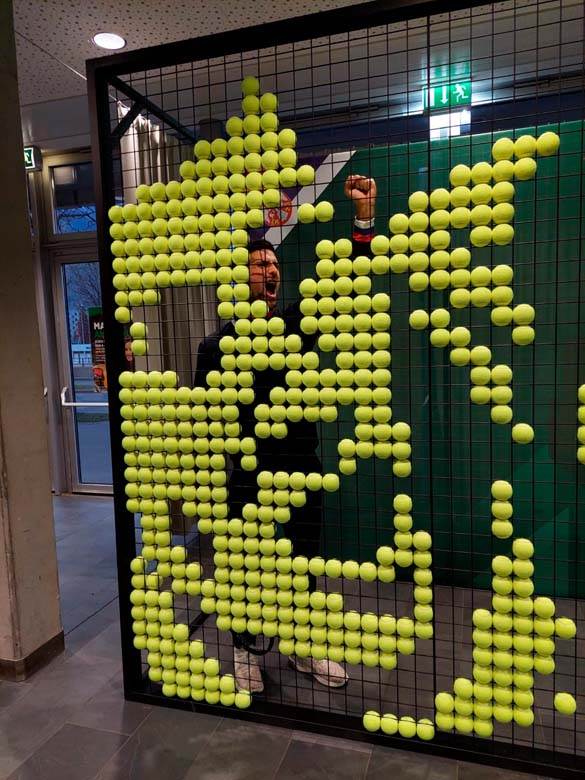 Novak Đoković od loptica (9).jpg