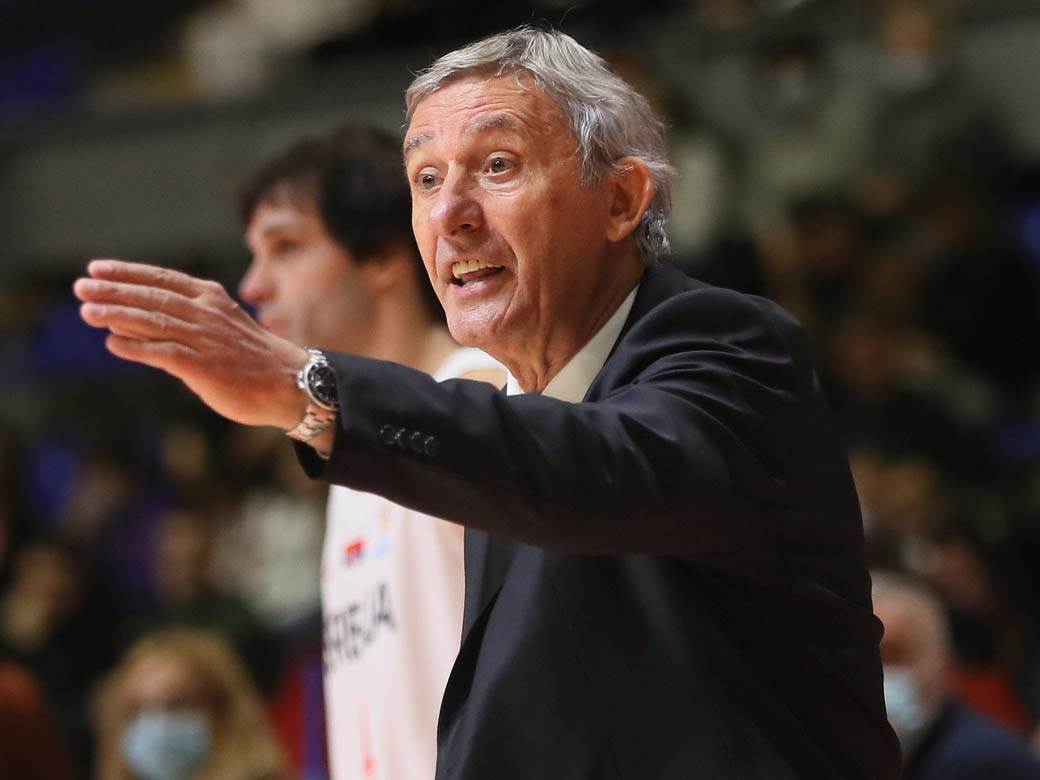 Pesić  Teodosić 2.jpg