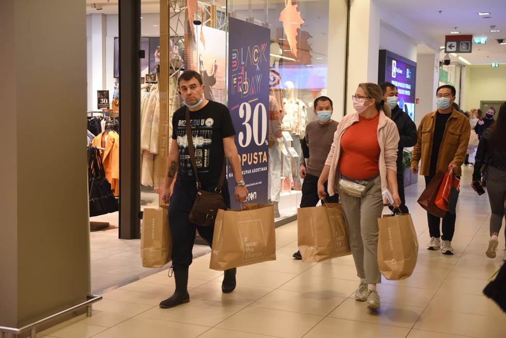 Crni petak Ušće3.03.42.jpg