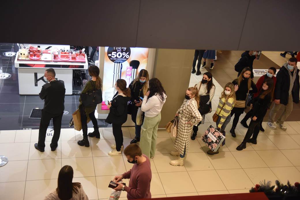 Crni petak Ušće5.03.43.jpg