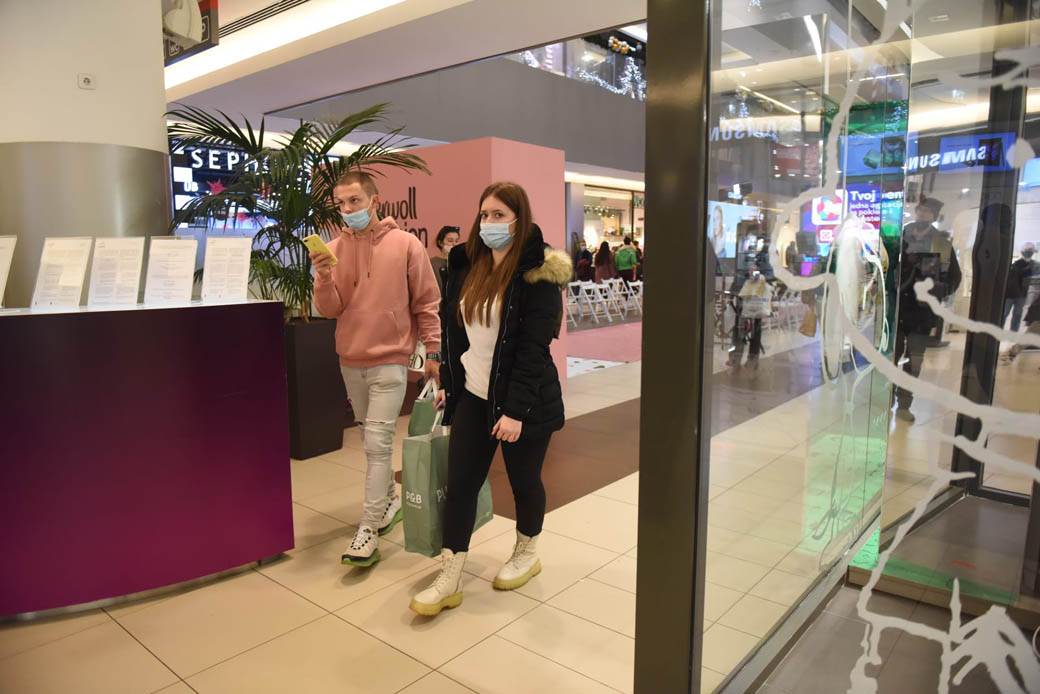 Crni petak Ušće9.jpg