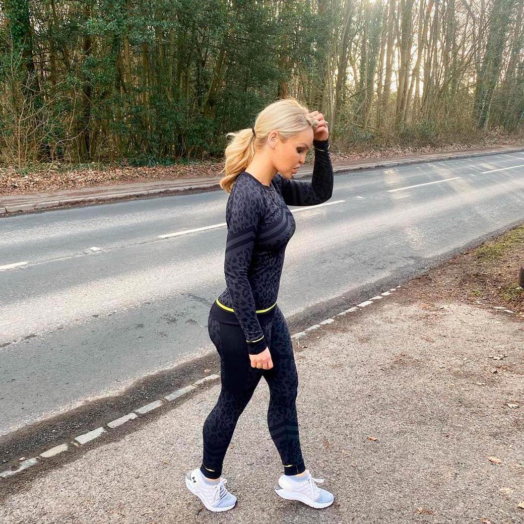 Žena žrtva napda kiselinom silovanje (4).jpg