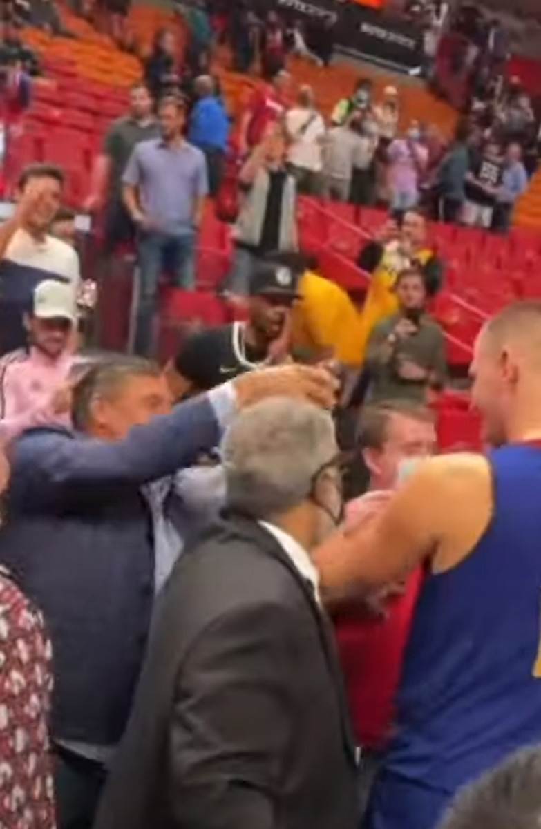 Nikola Jokić (6).jpg