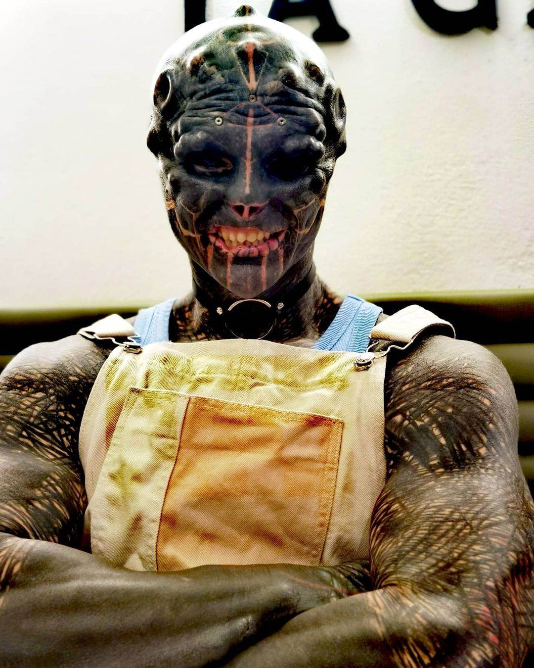 Black alien project (9).jpg