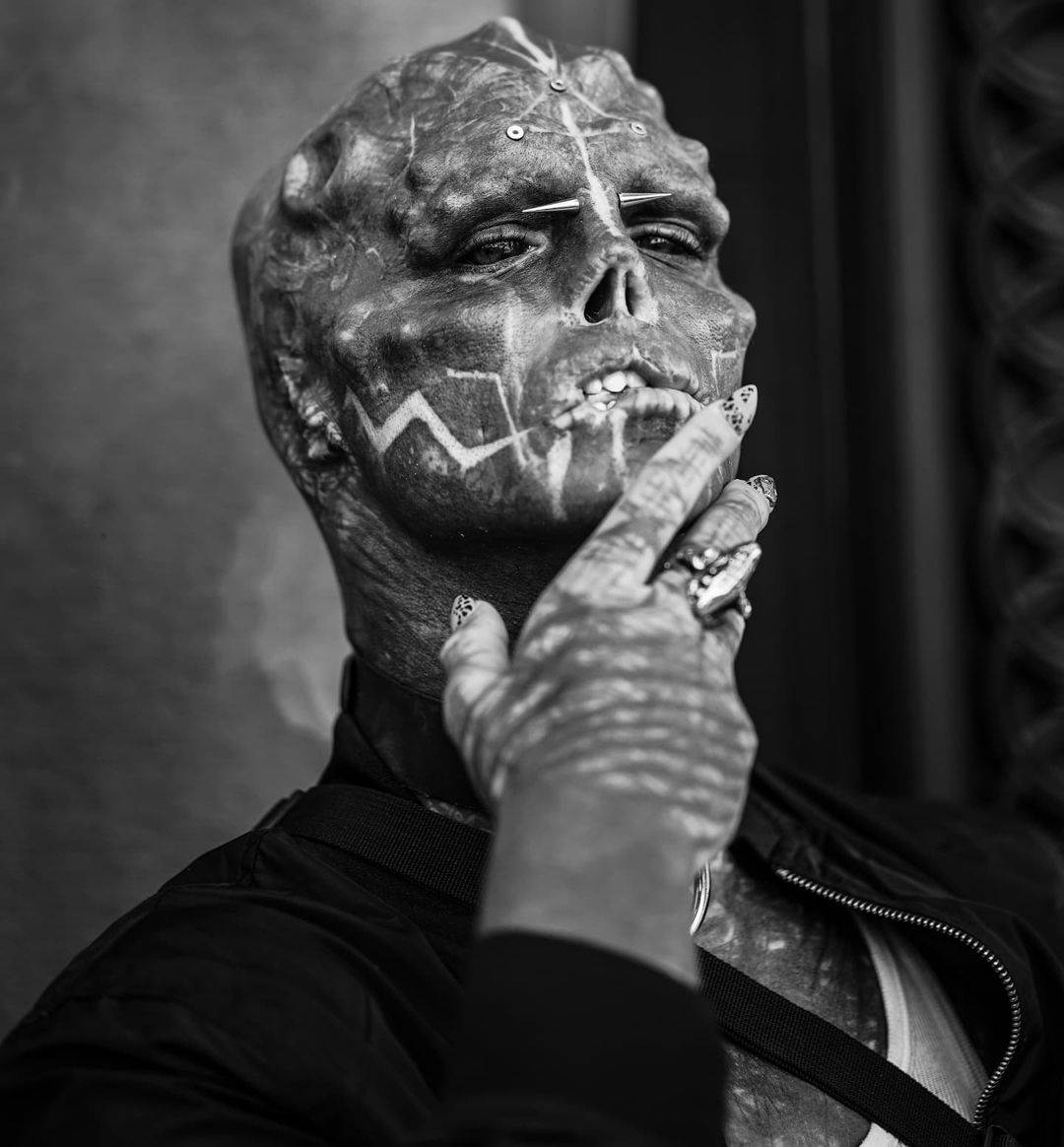 Black alien project (13).jpg