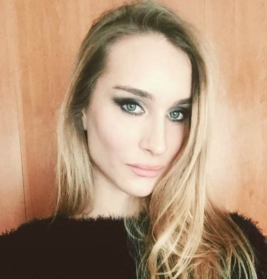 filip živojinović, sestra3.png