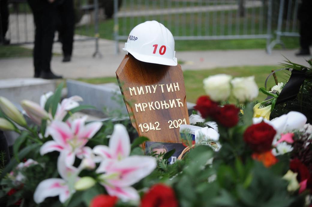 Sahrana Milutina Mrkonjića (1).jpg