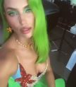 irina sajk zelena kosa naslovnica vogue instagram foto video