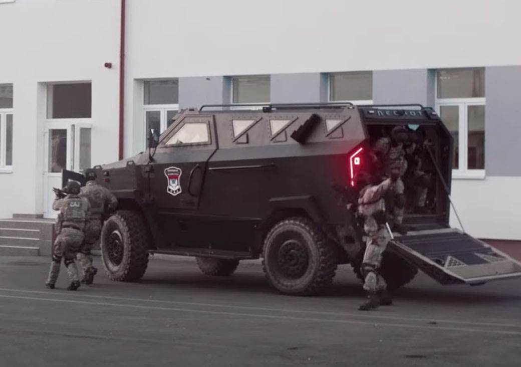 oklopno vozilo despot 4.jpg