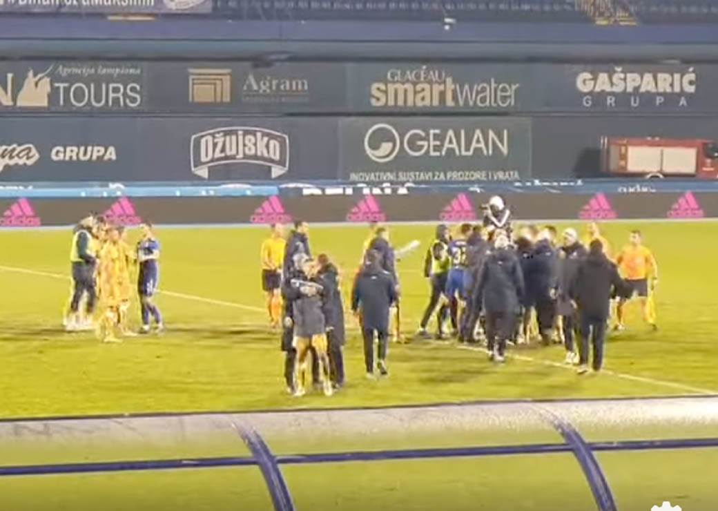 Tuča na meču Dinamo Hajduk