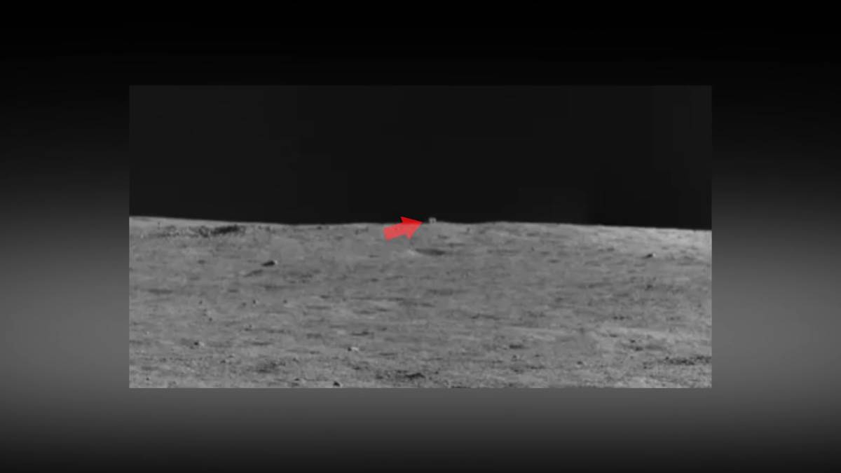 Kineski rover, površina Meseca (4).jpg