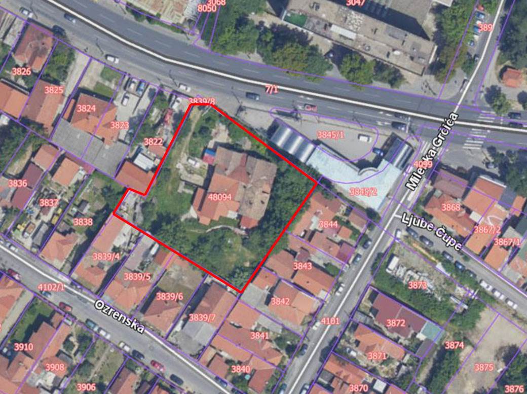 Voždovac zgrada 13000 kvadrata.jpg