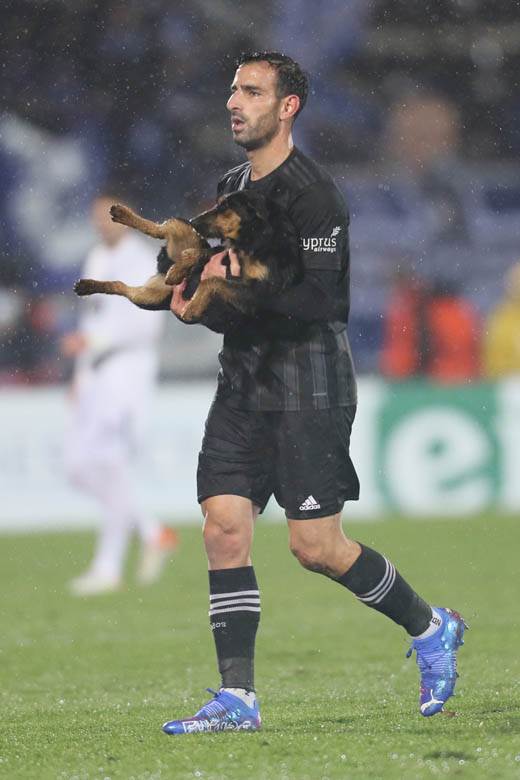 Partizan - Anortozis pas na terenu  (3).jpg