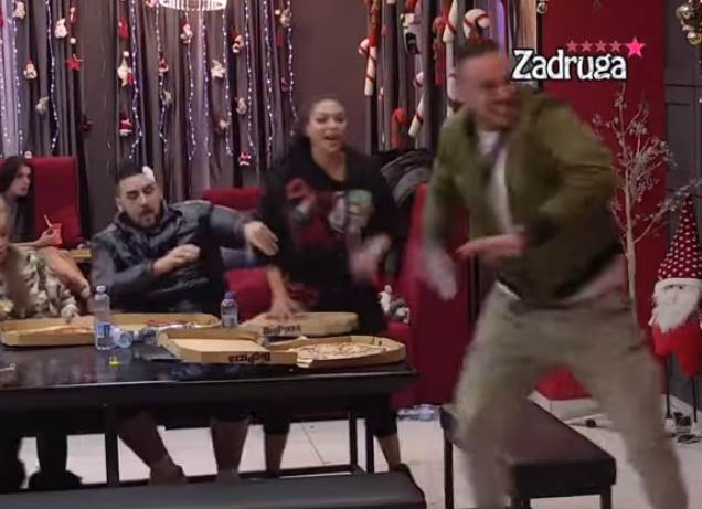 Screenshot 2021-12-11 080358.jpg