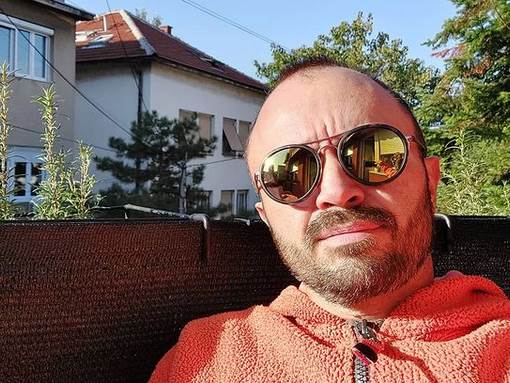 Screenshot 2021-12-11 112135.jpg