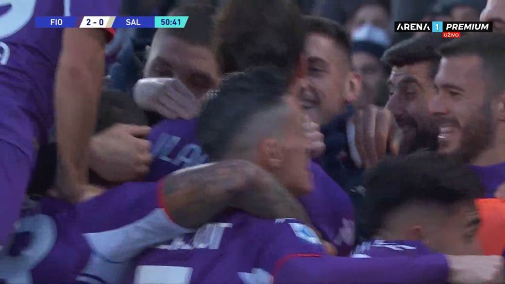 Dušan Vlahović gol  4.jpg