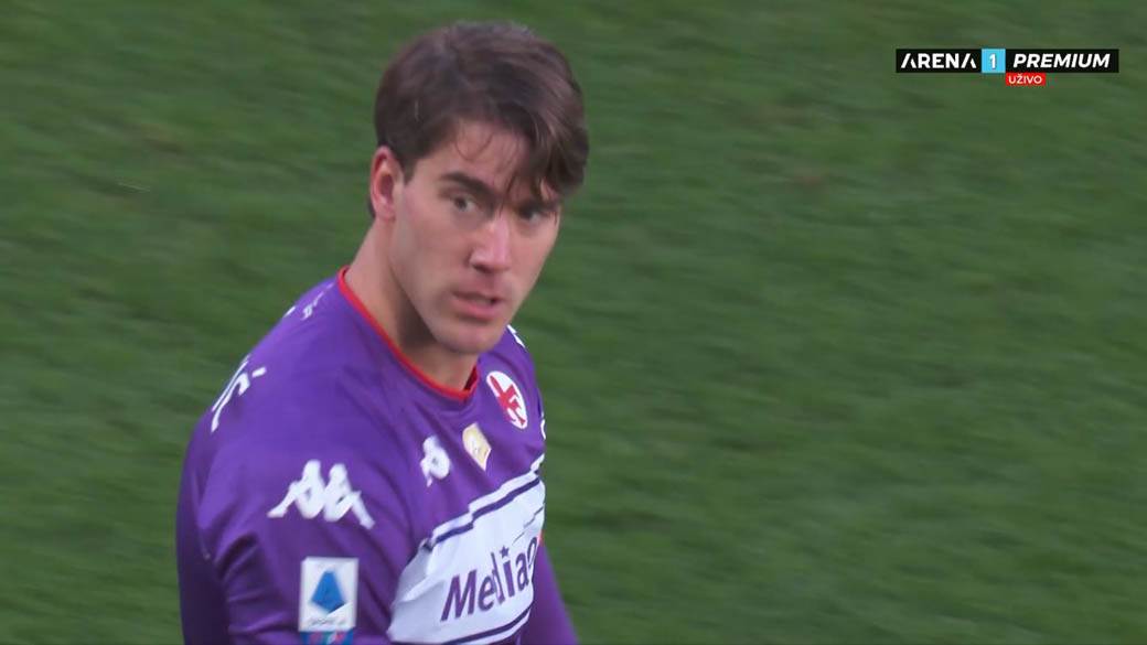 Dušan Vlahović gol  6.jpg