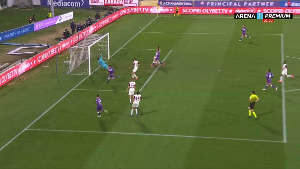 Dušan Vlahović gol 4.jpg