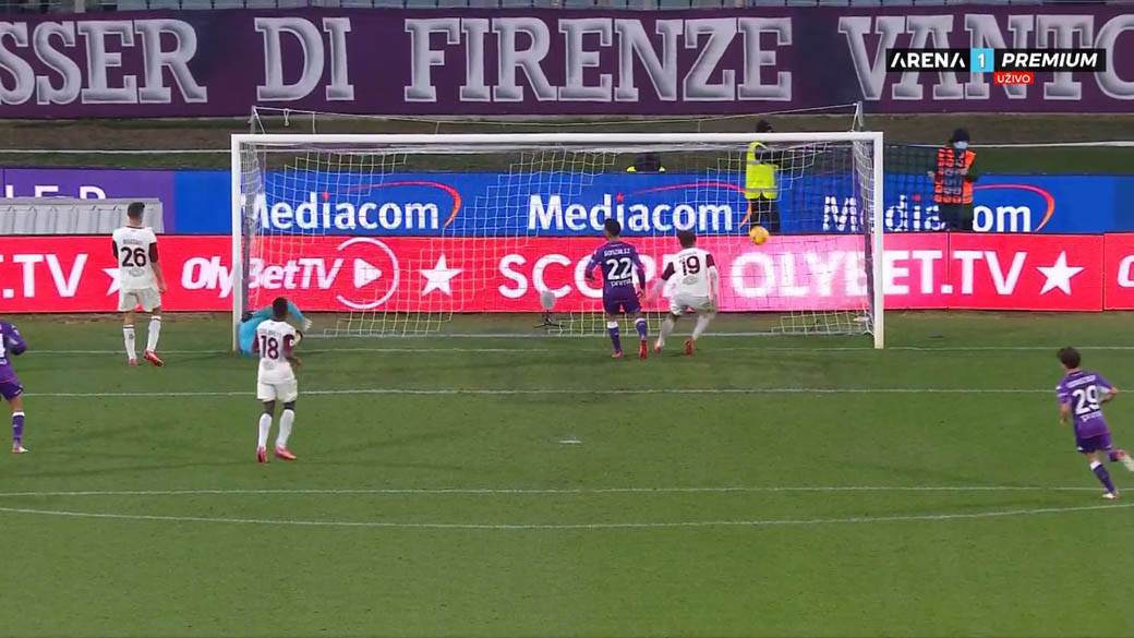 Dušan Vlahović gol 6.49.09.jpg