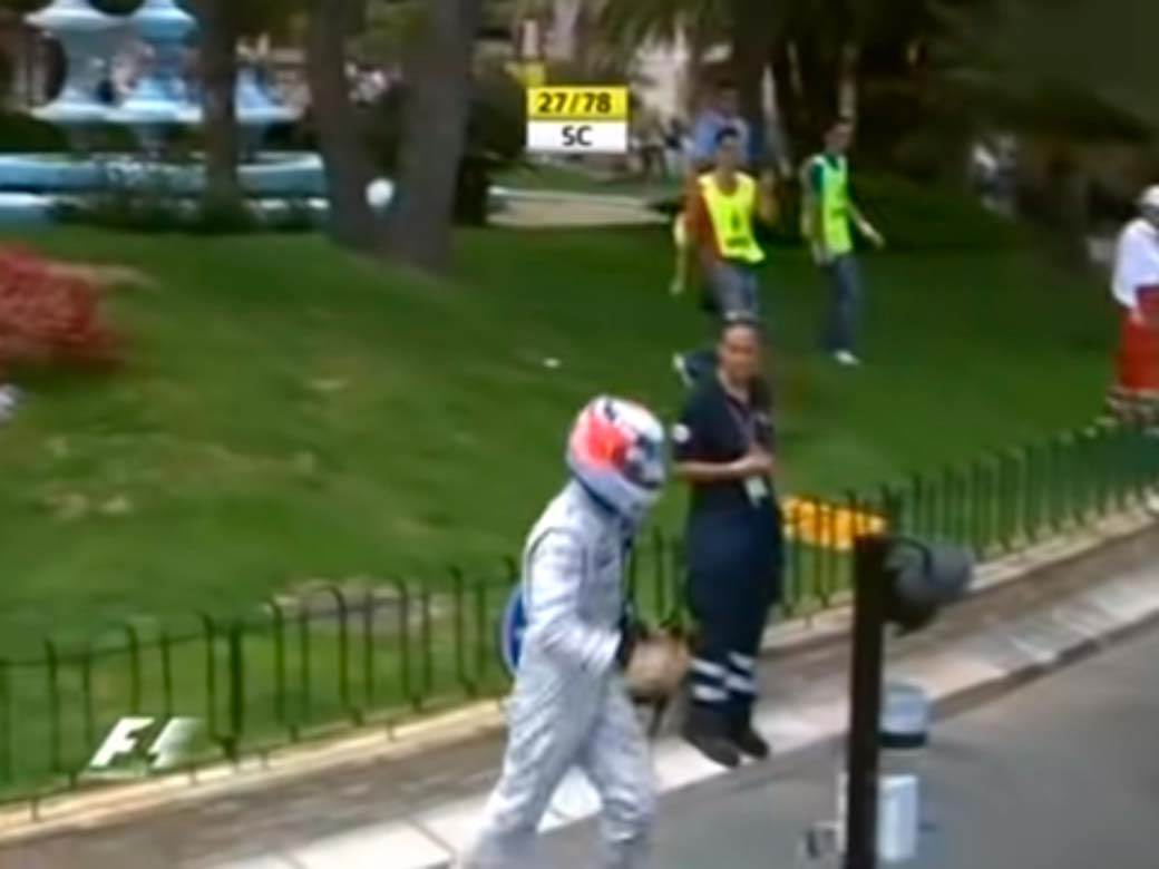 Kimi Raikonen ide posle sudara na jahtu (6).jpg