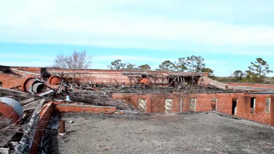 Napuštena Vojna Bolnica (9).jpg