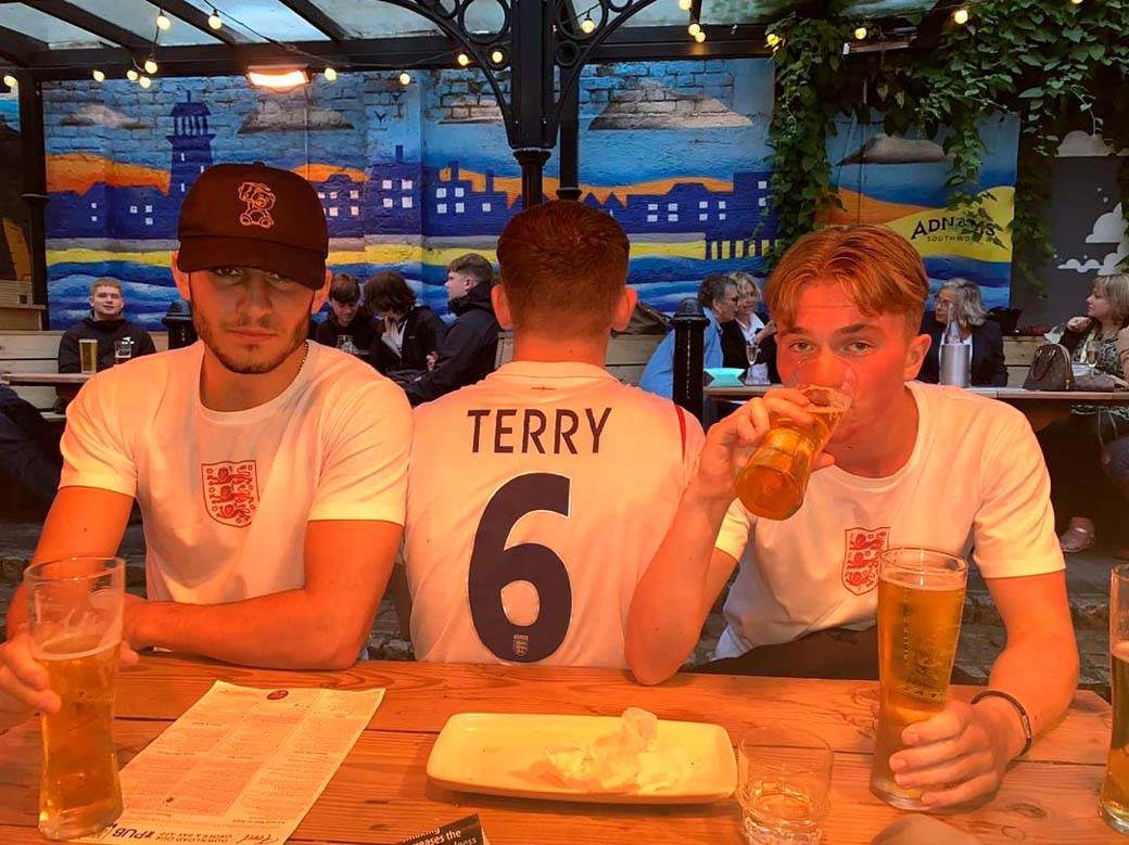 Čarli Džir (2).jpg